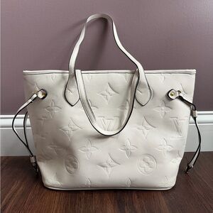 Louis Vuitton, Neverfull Leather Tote Bag